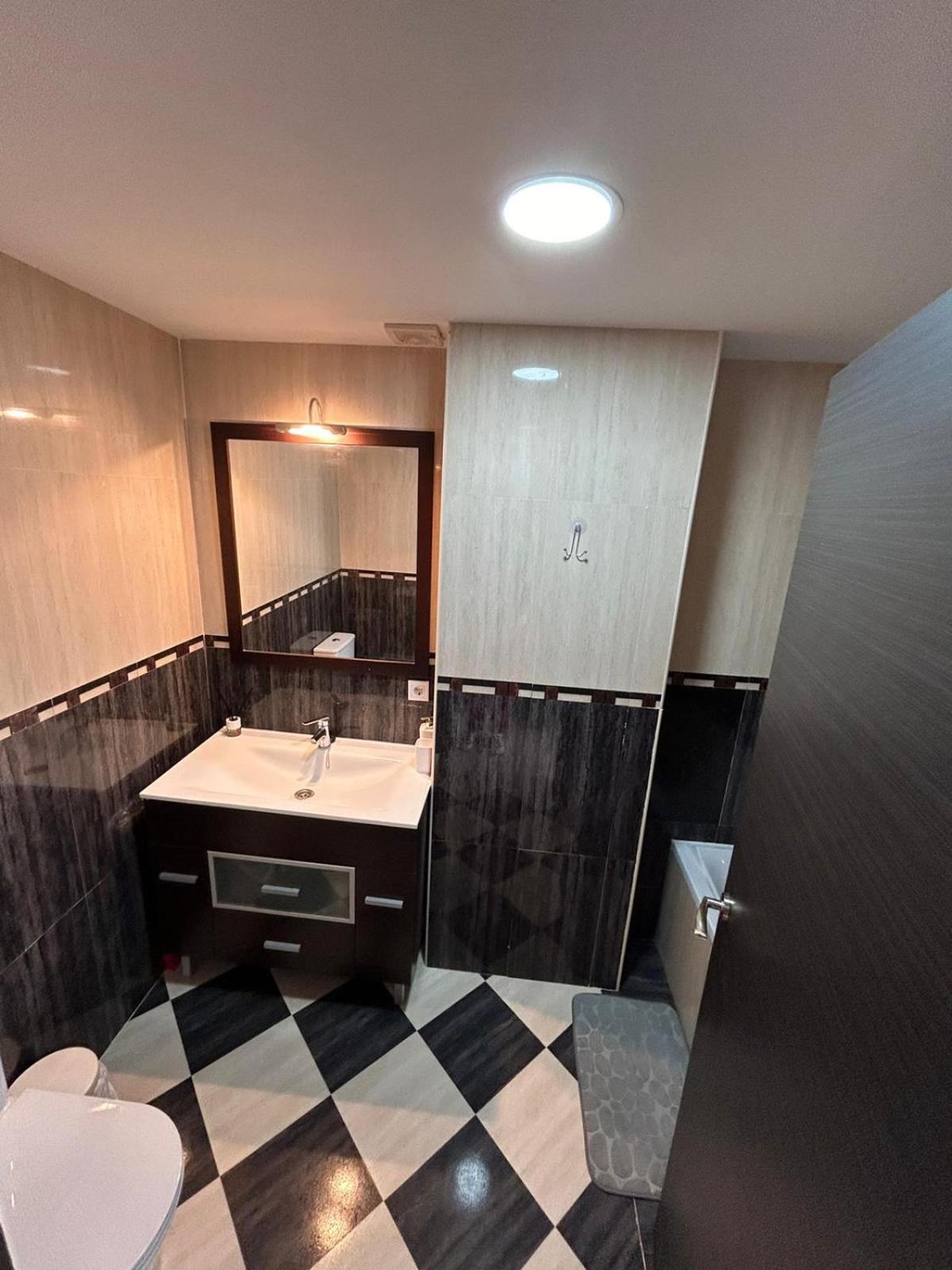 Adosado Unifamiliar Villa กาบาเนส ภายนอก รูปภาพ