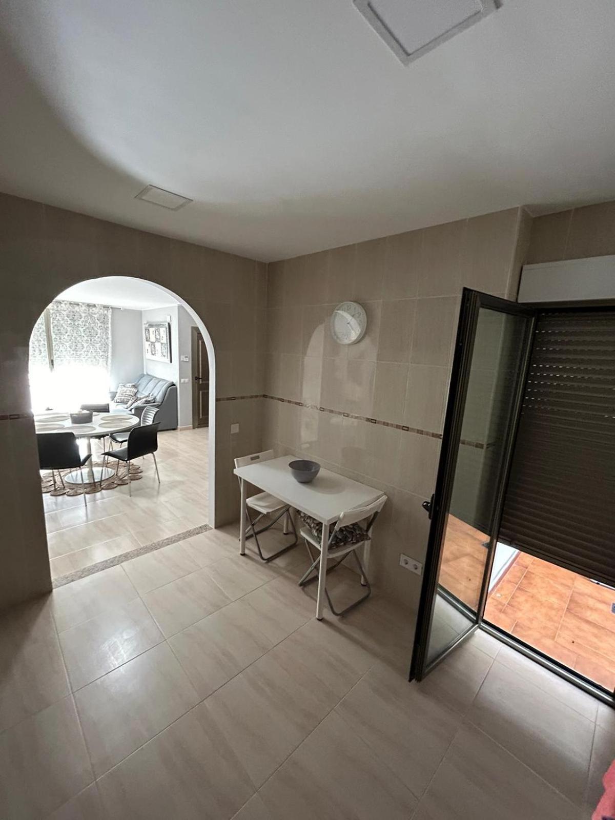 Adosado Unifamiliar Villa กาบาเนส ภายนอก รูปภาพ